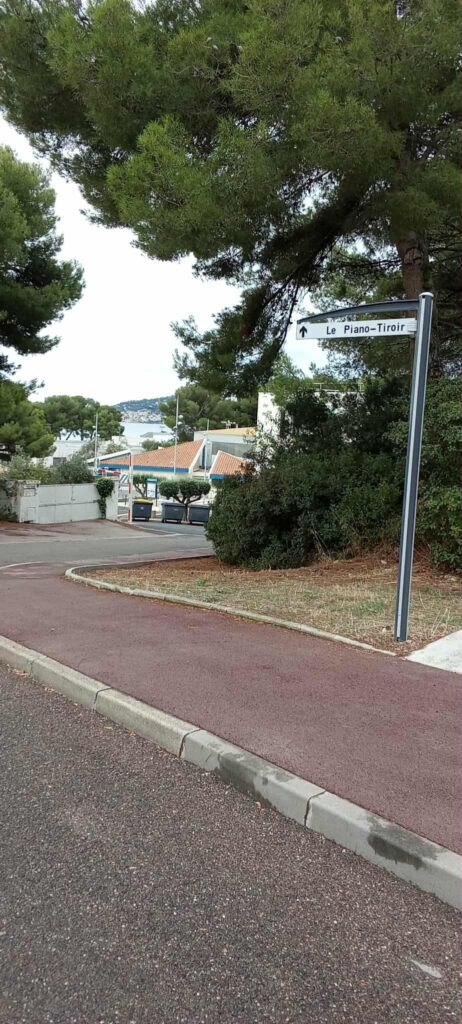 8 – Début descente Parking piano tiroir